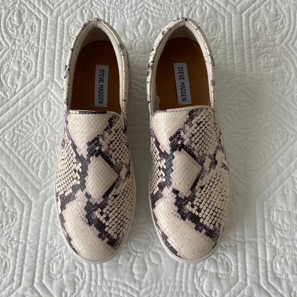 Steve Madden Gills Cream Snakeskin Slip On Shoes 9 - Picture 2 of 7